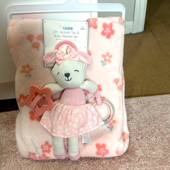 2pc Activity toy and Baby Blanket Set - Picture 4 of 4